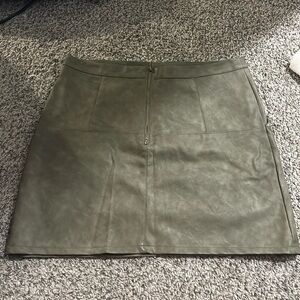 Cute Sage Green Skirt 🌿